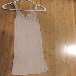 One cream express tank